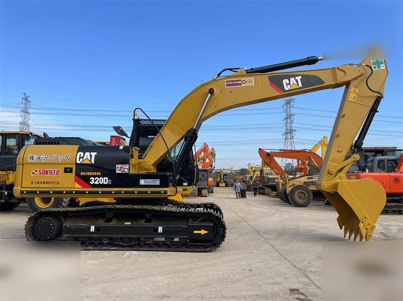 CATERPILLAR 320D2 - Pásové rýpadlo: obrázek 5 CATERPILLAR 320D2 - Pásové rýpadlo: obrázek 5