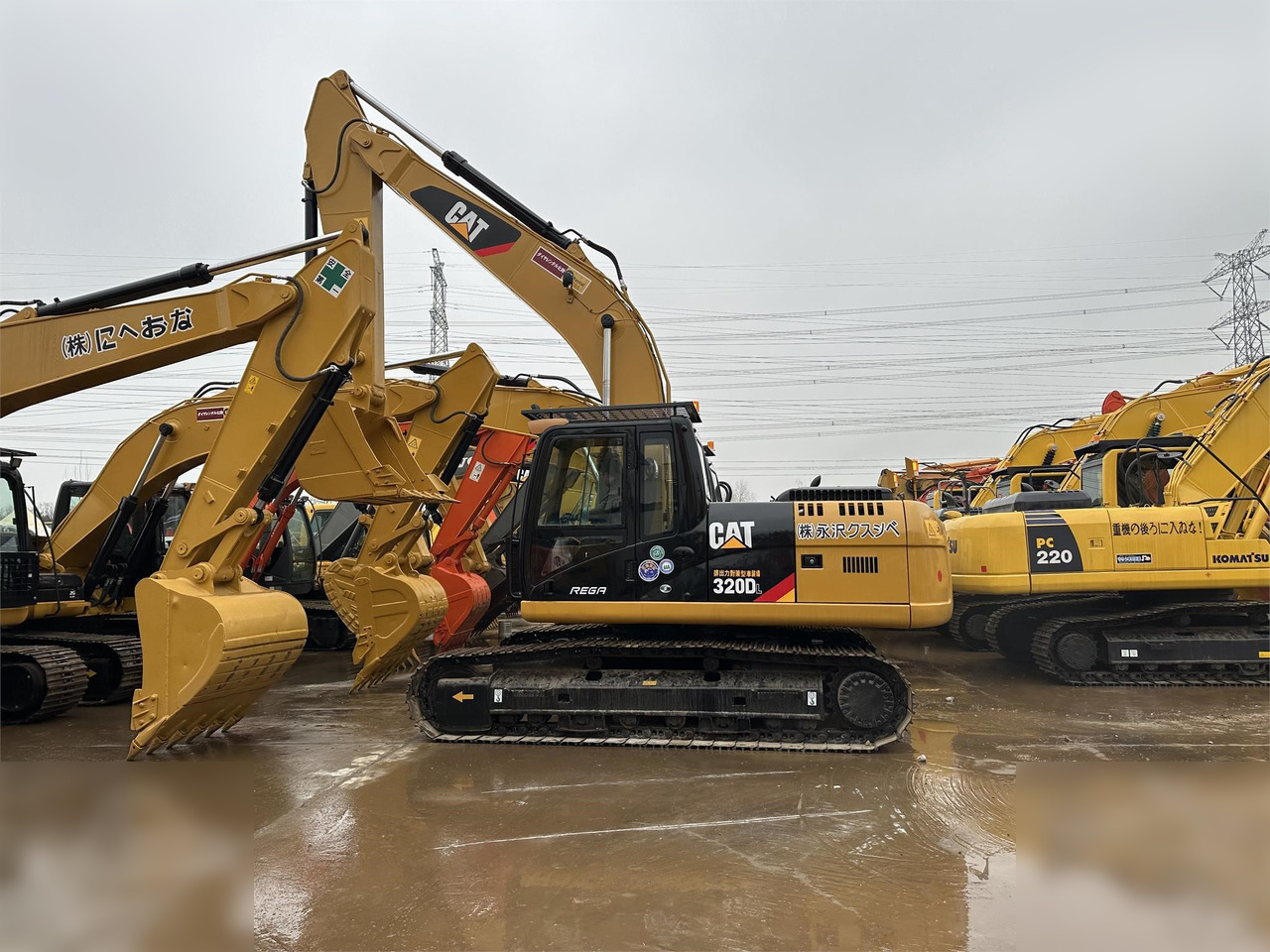 CATERPILLAR 320DL - Pásové rýpadlo: obrázek 1 CATERPILLAR 320DL - Pásové rýpadlo: obrázek 1