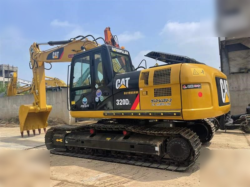 CATERPILLAR 320DL - Pásové rýpadlo: obrázek 1 CATERPILLAR 320DL - Pásové rýpadlo: obrázek 1