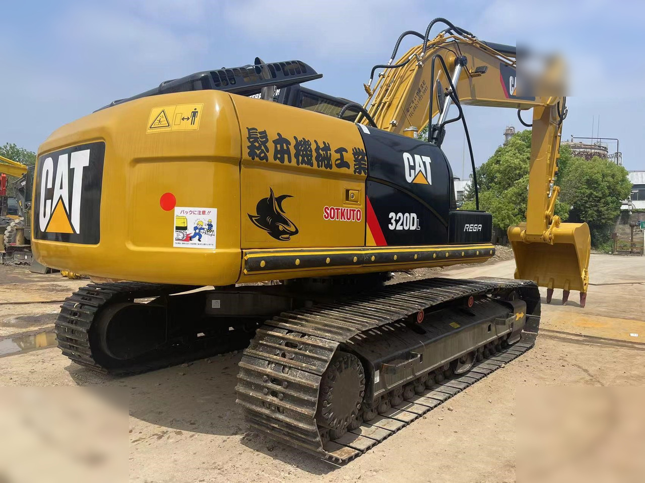 CATERPILLAR 320DL - Pásové rýpadlo: obrázek 3 CATERPILLAR 320DL - Pásové rýpadlo: obrázek 3