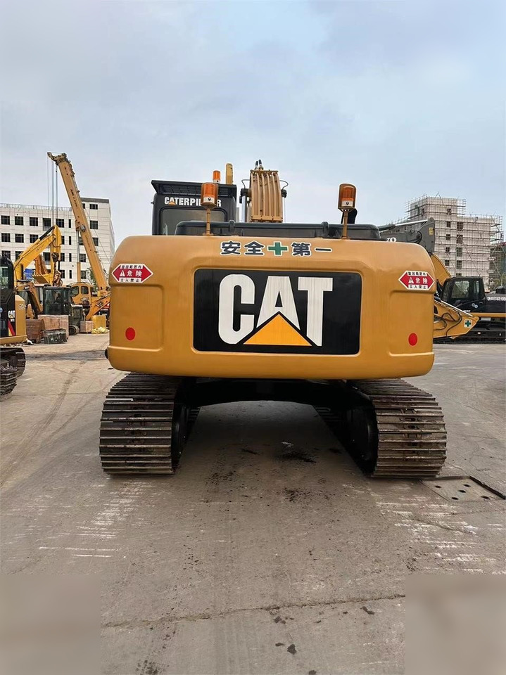 CATERPILLAR 323DL - Pásové rýpadlo: obrázek 4 CATERPILLAR 323DL - Pásové rýpadlo: obrázek 4