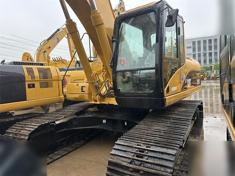 CATERPILLAR 325CL - Pásové rýpadlo: obrázek 5 CATERPILLAR 325CL - Pásové rýpadlo: obrázek 5