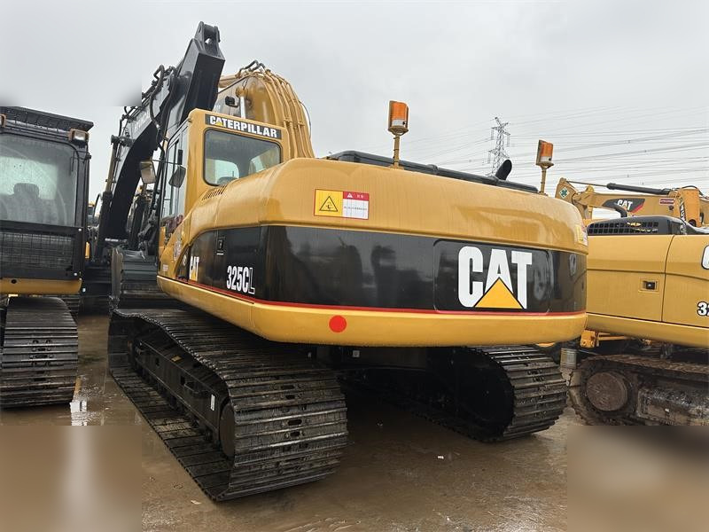CATERPILLAR 325CL - Pásové rýpadlo: obrázek 3 CATERPILLAR 325CL - Pásové rýpadlo: obrázek 3