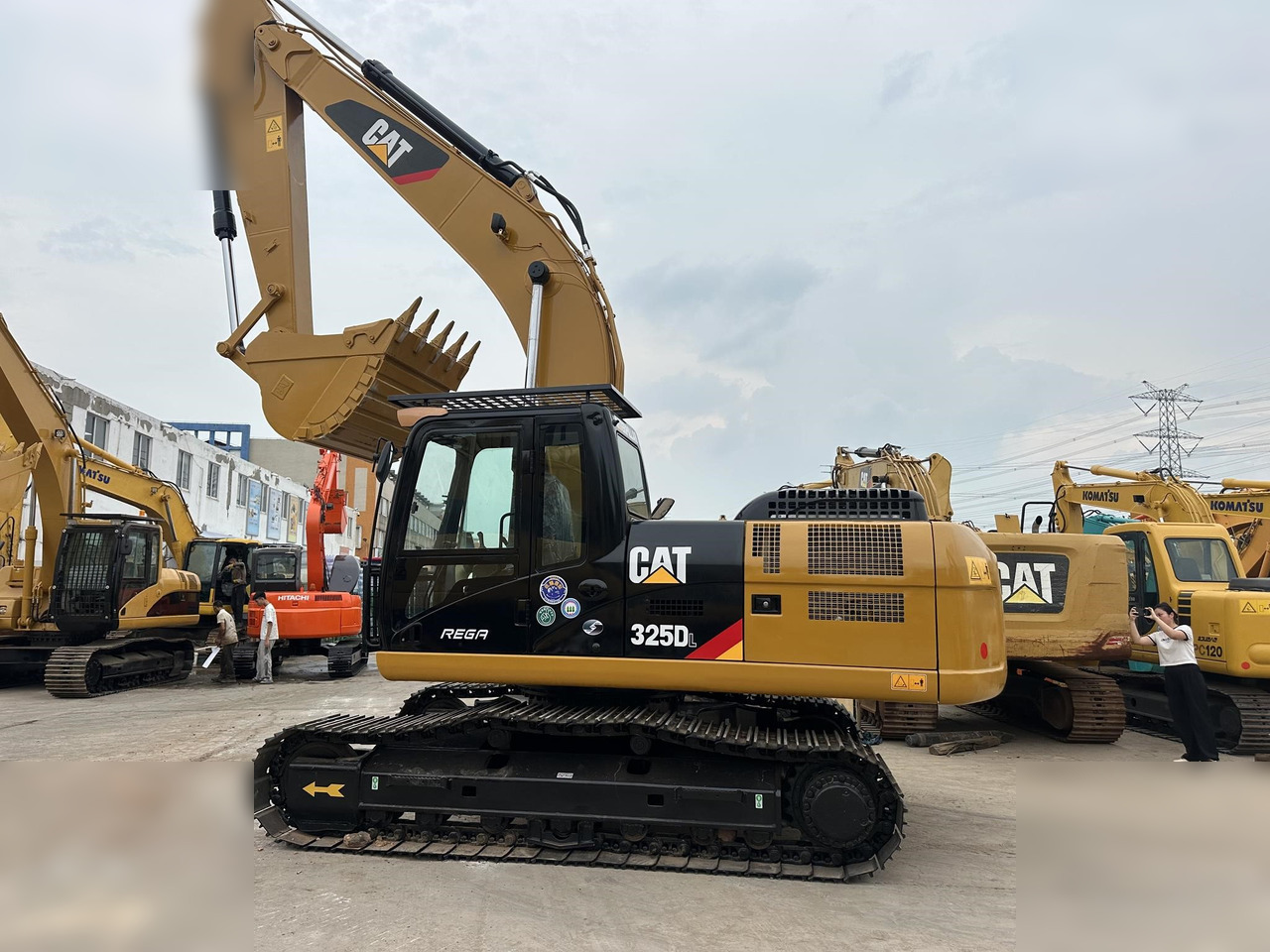 CATERPILLAR 325D - Pásové rýpadlo: obrázek 1 CATERPILLAR 325D - Pásové rýpadlo: obrázek 1
