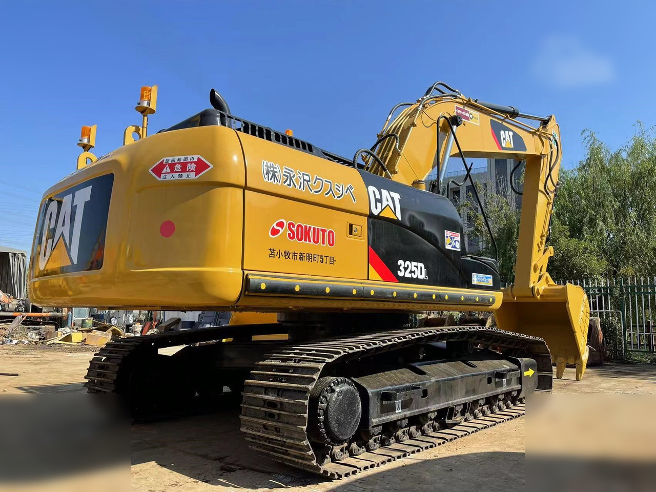 CATERPILLAR 325DL - Pásové rýpadlo: obrázek 3 CATERPILLAR 325DL - Pásové rýpadlo: obrázek 3