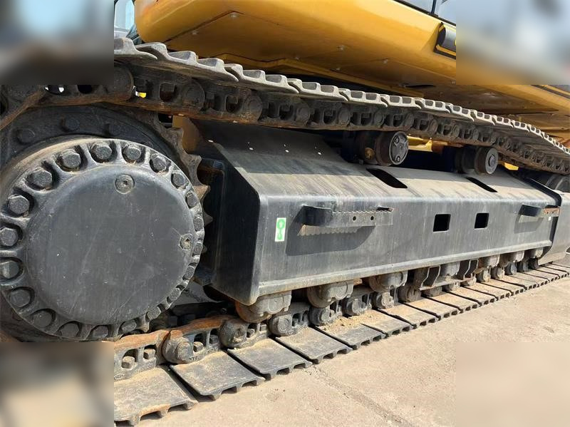 CATERPILLAR 330D - Pásové rýpadlo: obrázek 4 CATERPILLAR 330D - Pásové rýpadlo: obrázek 4