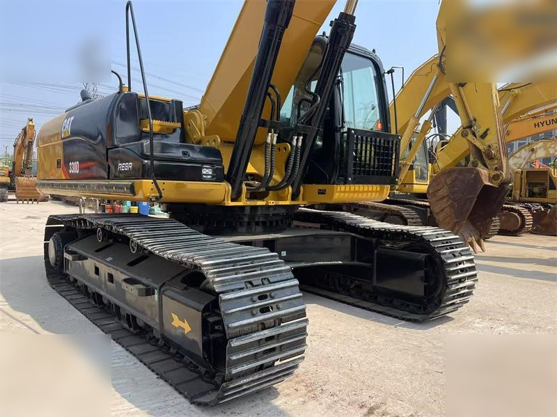 CATERPILLAR 330D - Pásové rýpadlo: obrázek 4 CATERPILLAR 330D - Pásové rýpadlo: obrázek 4