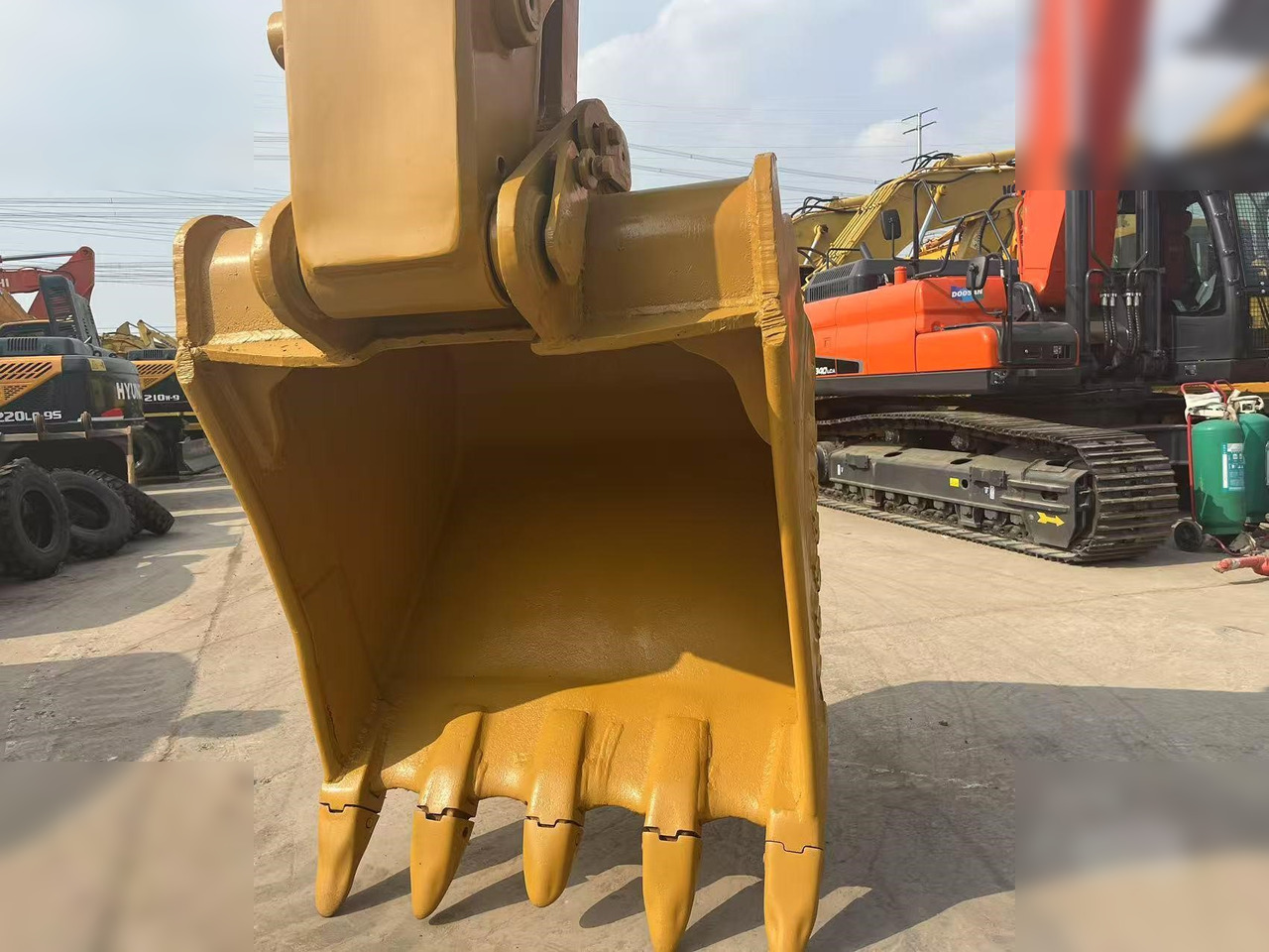 CATERPILLAR 336D - Pásové rýpadlo: obrázek 4 CATERPILLAR 336D - Pásové rýpadlo: obrázek 4