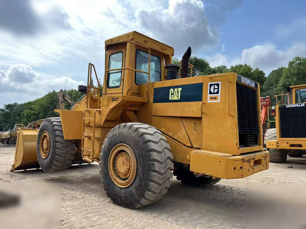 CATERPILLAR 966E - Kolový nakladač: obrázek 1 CATERPILLAR 966E - Kolový nakladač: obrázek 1