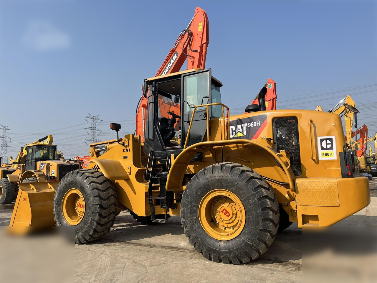 CATERPILLAR 966H - Kolový nakladač: obrázek 3 CATERPILLAR 966H - Kolový nakladač: obrázek 3