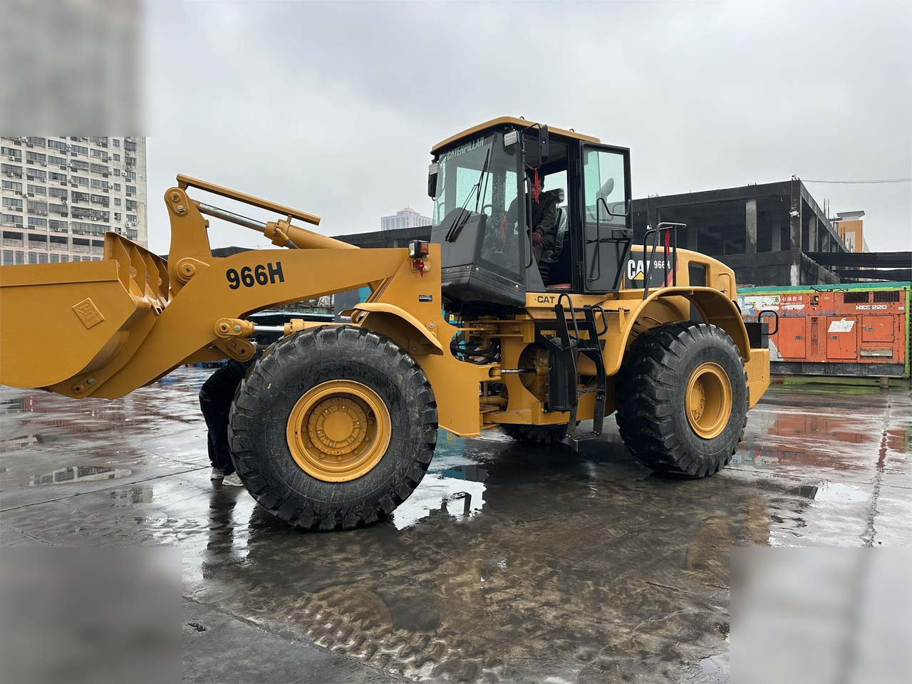 CATERPILLAR 966H - Kolový nakladač: obrázek 4 CATERPILLAR 966H - Kolový nakladač: obrázek 4