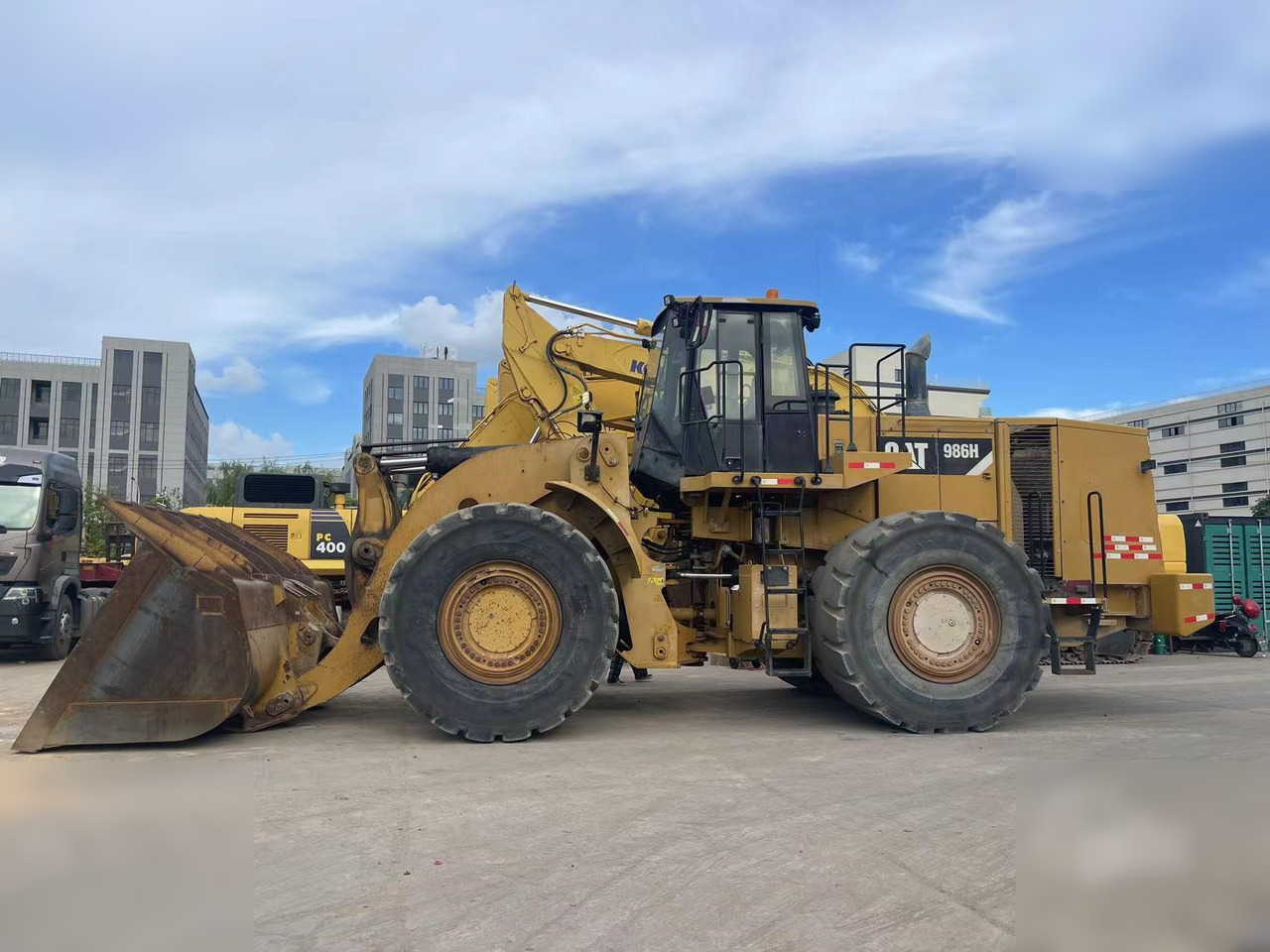 CATERPILLAR 986H - Kolový nakladač: obrázek 1 CATERPILLAR 986H - Kolový nakladač: obrázek 1