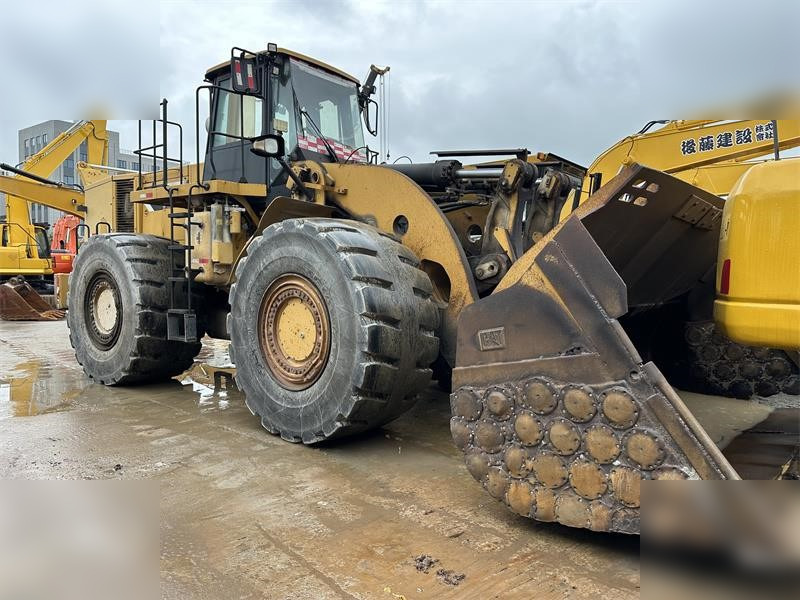 CATERPILLAR 986H - Kolový nakladač: obrázek 2 CATERPILLAR 986H - Kolový nakladač: obrázek 2