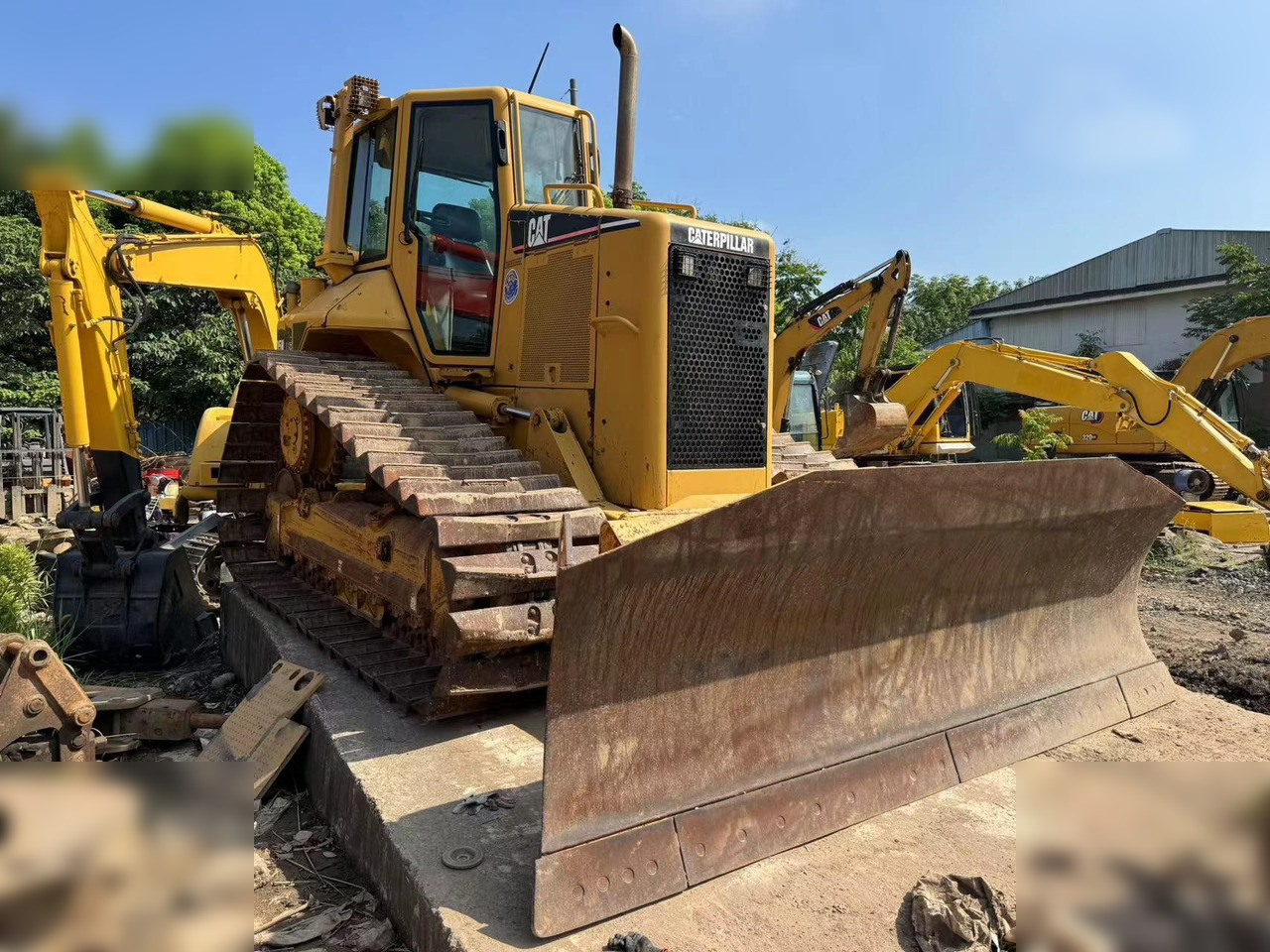 CATERPILLAR D5N - Buldozer: obrázek 5 CATERPILLAR D5N - Buldozer: obrázek 5