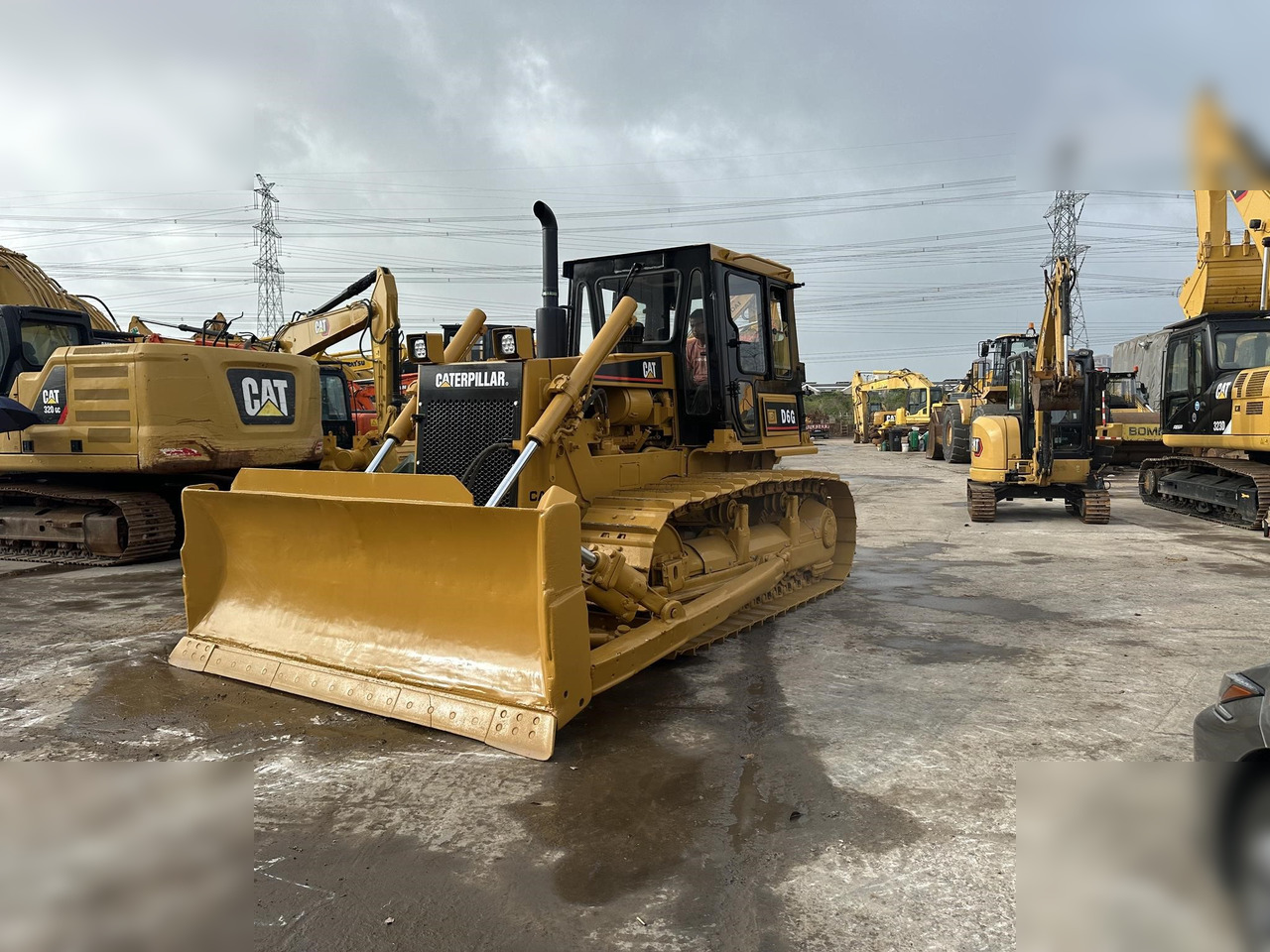 CATERPILLAR D6G - Buldozer: obrázek 4 CATERPILLAR D6G - Buldozer: obrázek 4