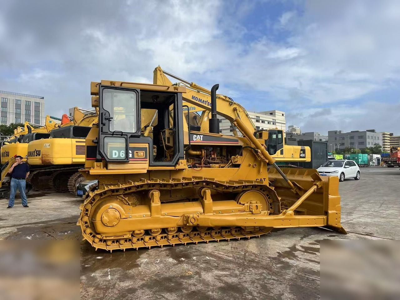 CATERPILLAR D6G - Buldozer: obrázek 3 CATERPILLAR D6G - Buldozer: obrázek 3