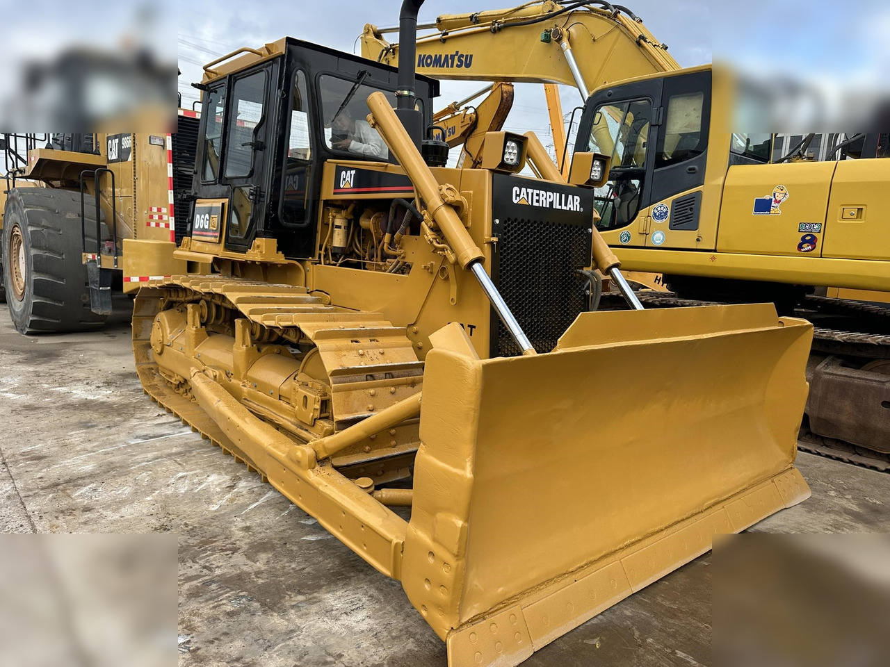 CATERPILLAR D6G - Buldozer: obrázek 5 CATERPILLAR D6G - Buldozer: obrázek 5