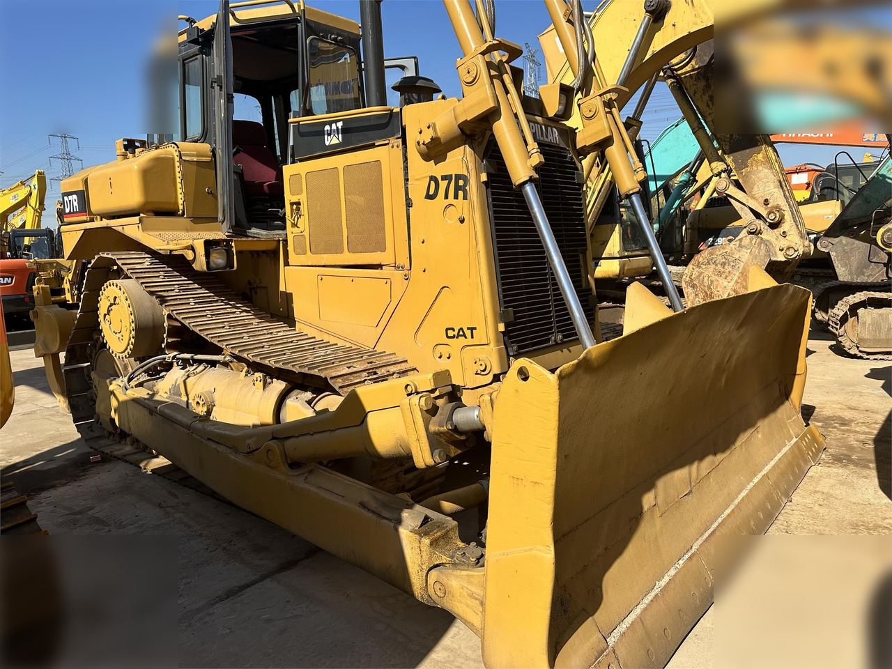 CATERPILLAR D7R II - Buldozer: obrázek 5 CATERPILLAR D7R II - Buldozer: obrázek 5