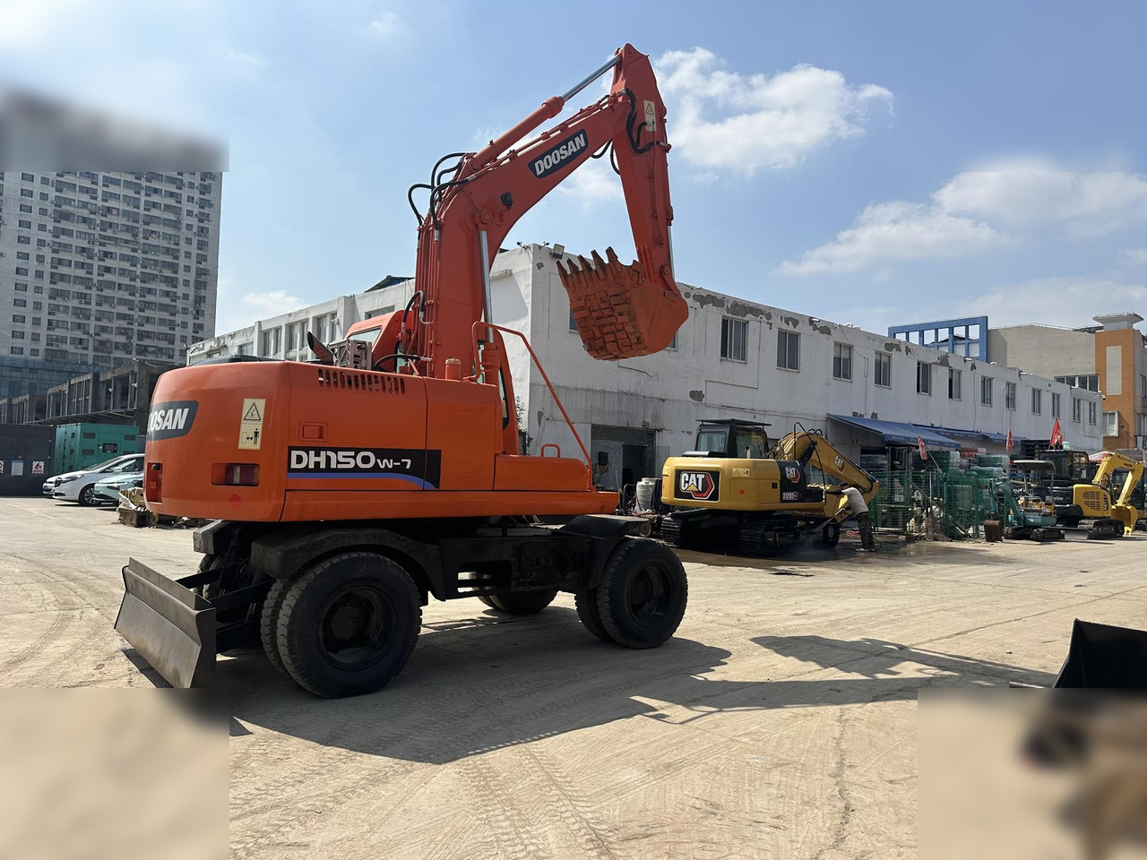 DOOSAN DH150W-7 - Kolesové rýpadlo: obrázek 1 DOOSAN DH150W-7 - Kolesové rýpadlo: obrázek 1