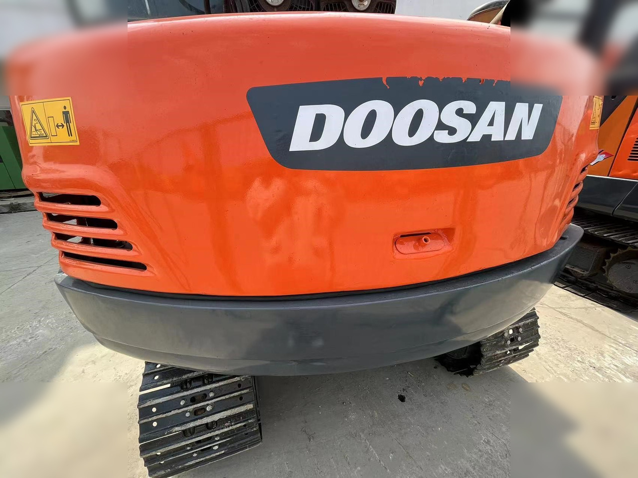 DOOSAN DH55 - Mini rýpadlo: obrázek 5 DOOSAN DH55 - Mini rýpadlo: obrázek 5