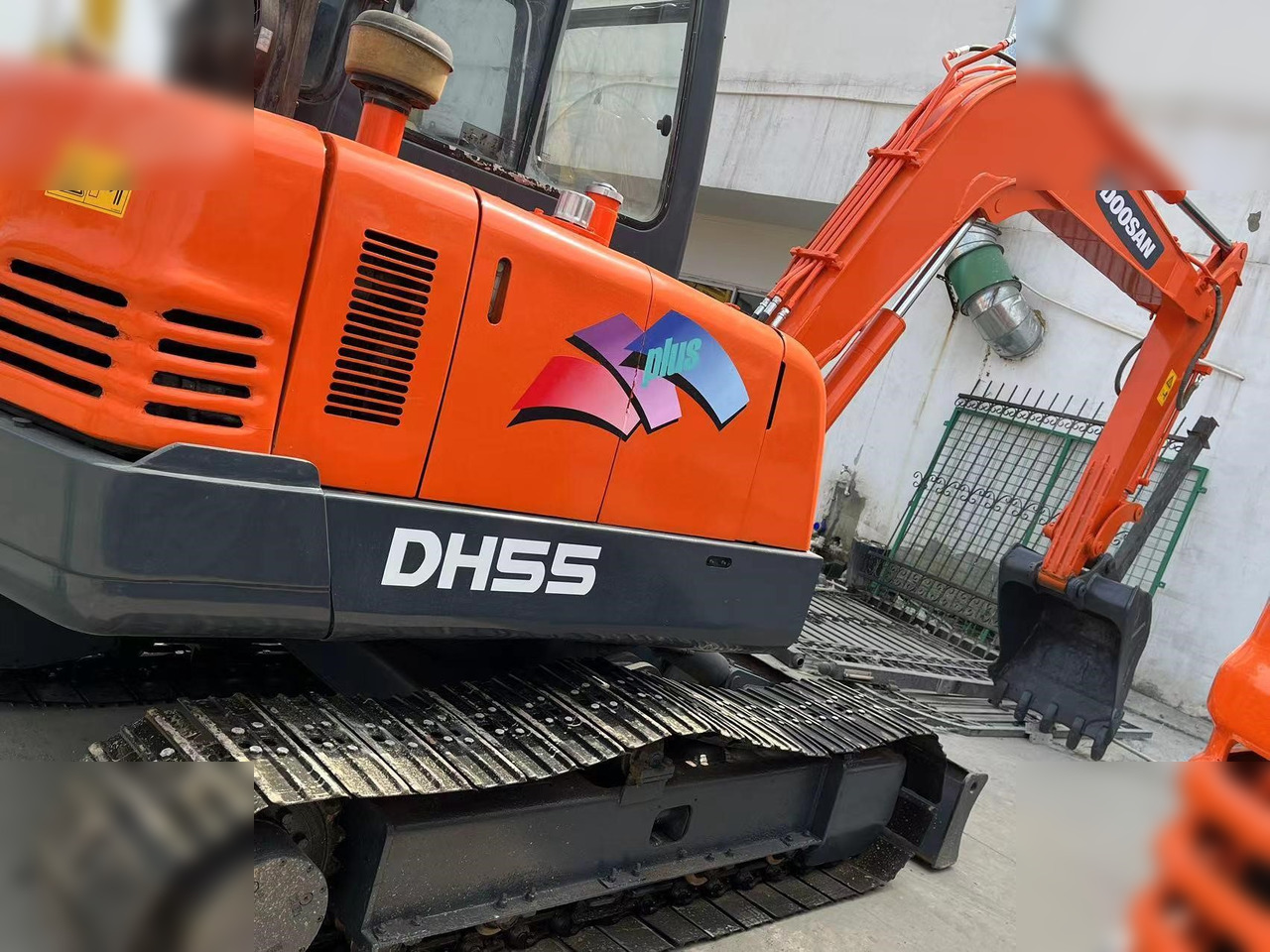 DOOSAN DH55 - Mini rýpadlo: obrázek 3 DOOSAN DH55 - Mini rýpadlo: obrázek 3