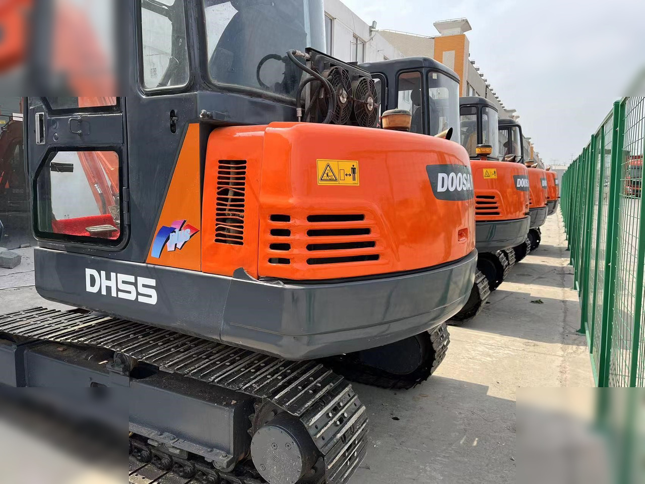 DOOSAN DH55 - Mini rýpadlo: obrázek 4 DOOSAN DH55 - Mini rýpadlo: obrázek 4