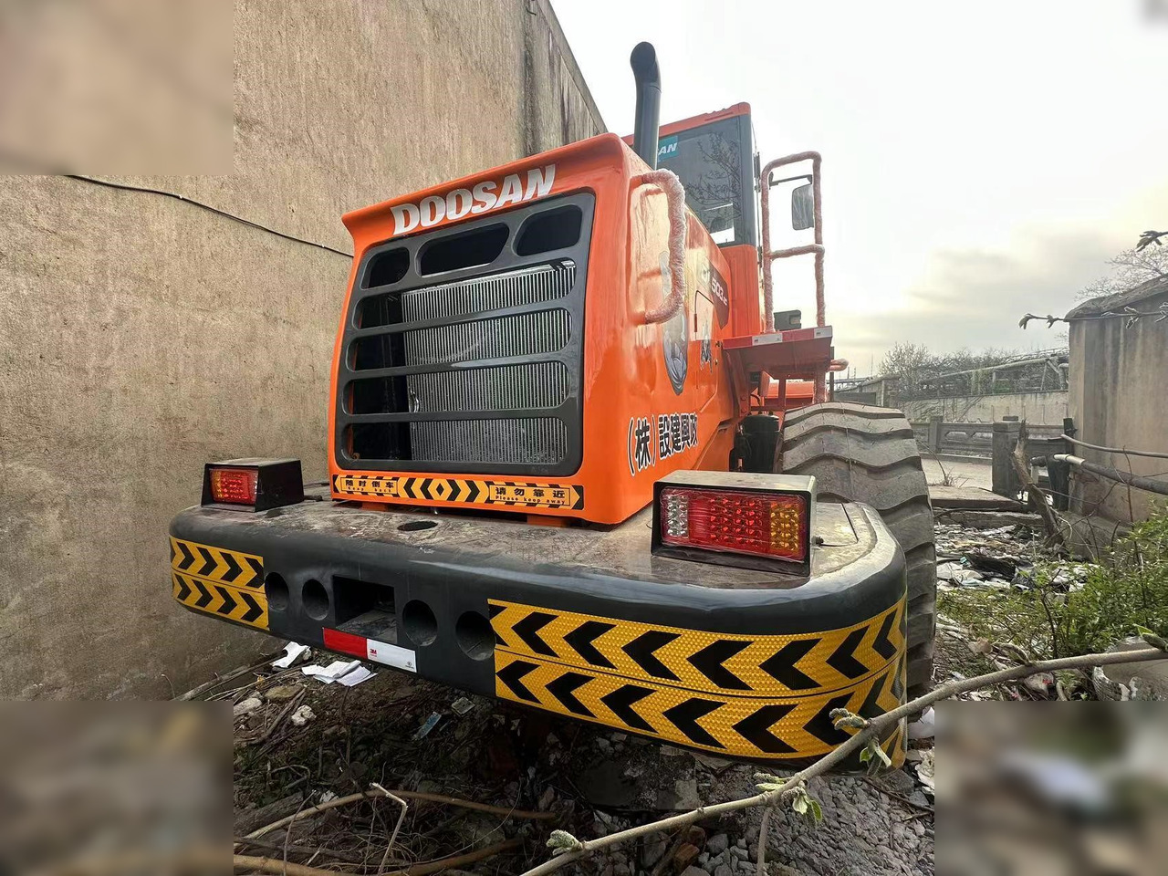 DOOSAN DL503 - Kolový nakladač: obrázek 4 DOOSAN DL503 - Kolový nakladač: obrázek 4