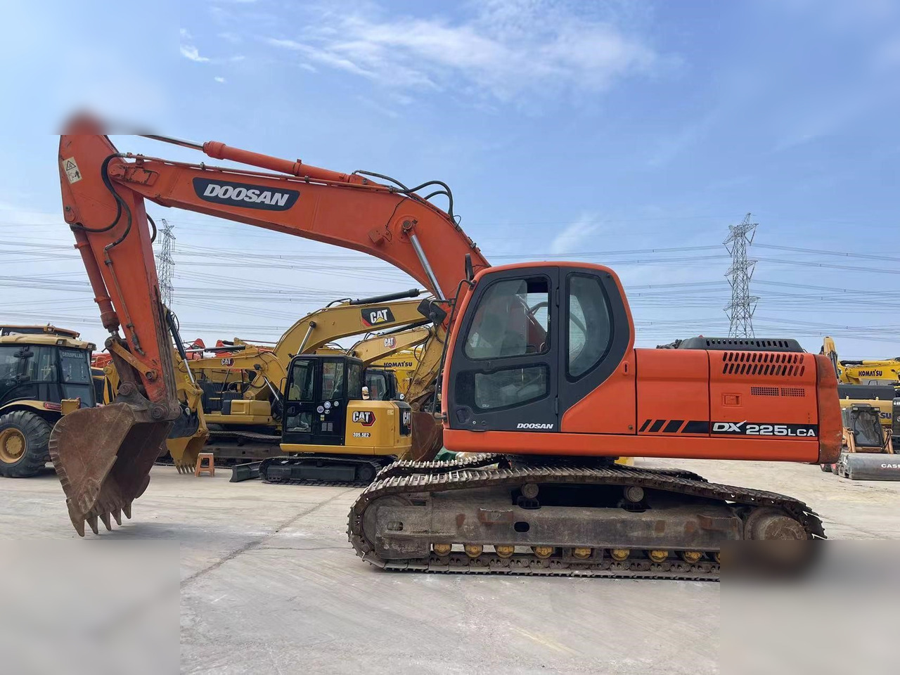 DOOSAN DX225 LCA - Pásové rýpadlo: obrázek 1 DOOSAN DX225 LCA - Pásové rýpadlo: obrázek 1