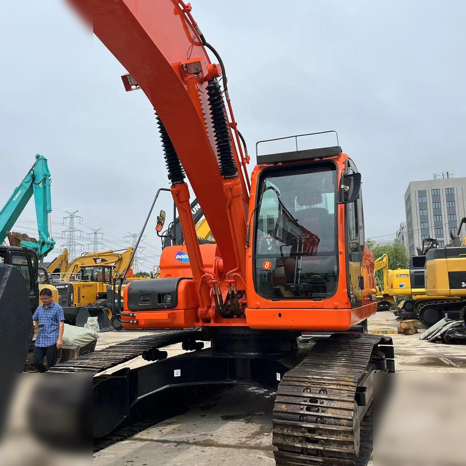 DOOSAN DX225 LCA - Pásové rýpadlo: obrázek 5 DOOSAN DX225 LCA - Pásové rýpadlo: obrázek 5