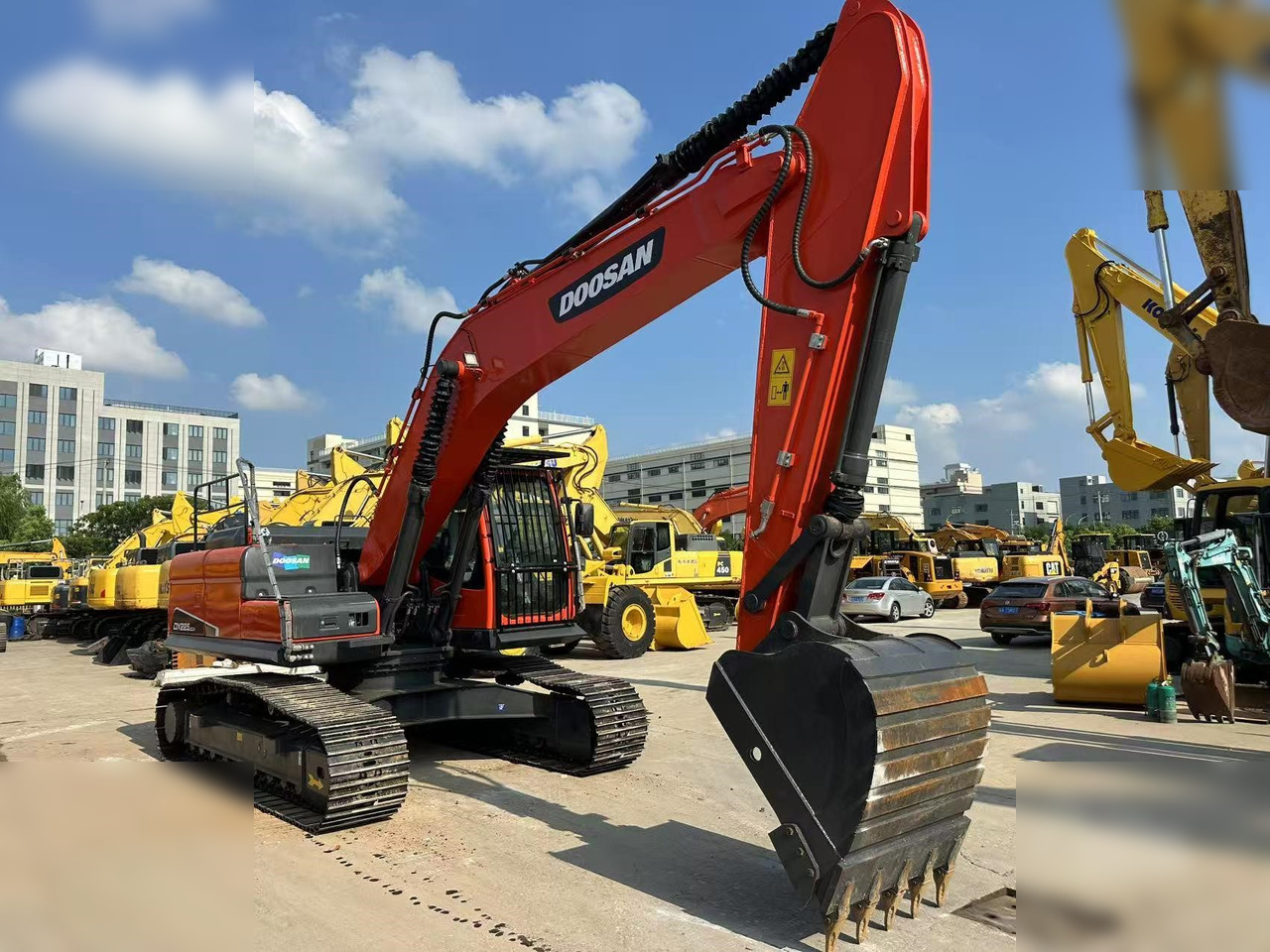 DOOSAN DX225 LCA - Pásové rýpadlo: obrázek 5 DOOSAN DX225 LCA - Pásové rýpadlo: obrázek 5