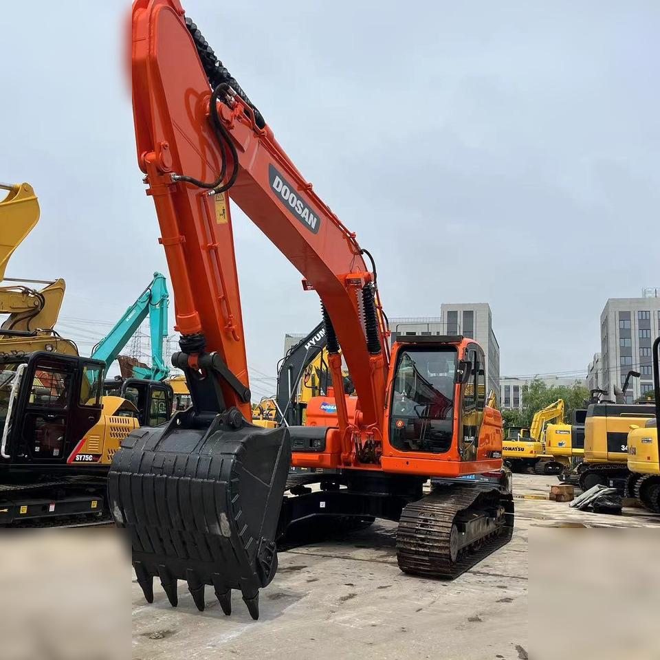 DOOSAN DX225 LCA - Pásové rýpadlo: obrázek 2 DOOSAN DX225 LCA - Pásové rýpadlo: obrázek 2