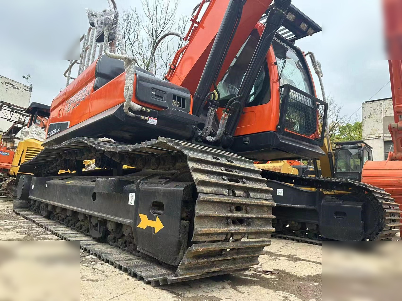 DOOSAN DX300 LC - Pásové rýpadlo: obrázek 4 DOOSAN DX300 LC - Pásové rýpadlo: obrázek 4