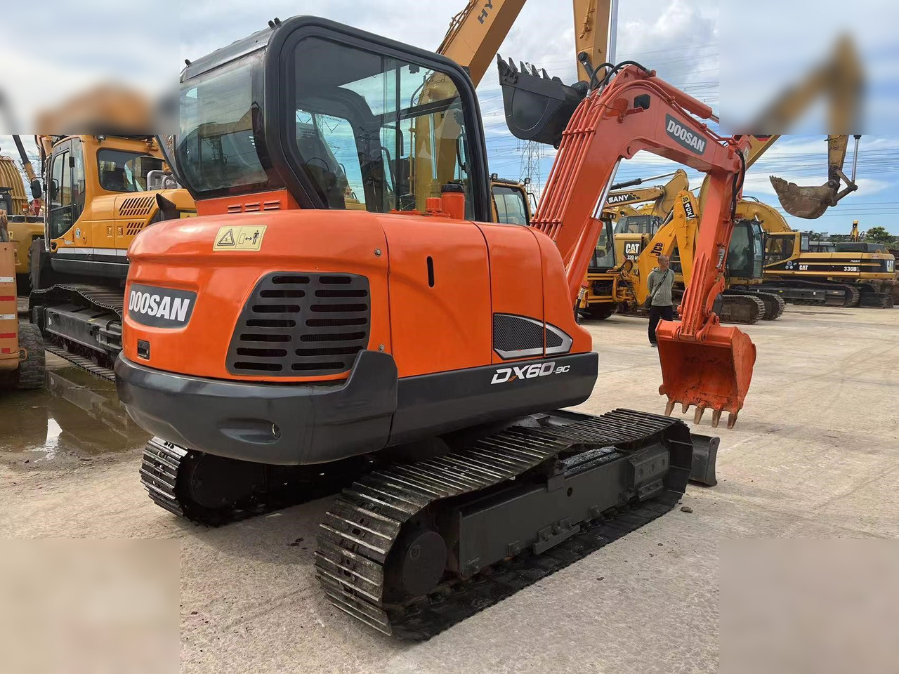 DOOSAN DX60-9C - Pásové rýpadlo: obrázek 2 DOOSAN DX60-9C - Pásové rýpadlo: obrázek 2