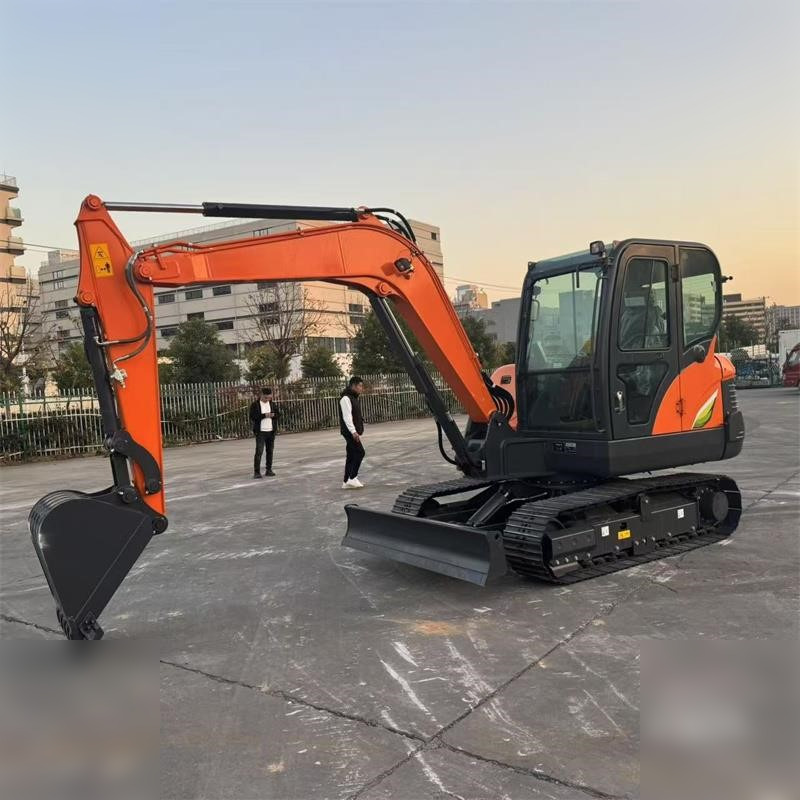 DOOSAN DX60E-10N - Pásové rýpadlo: obrázek 2 DOOSAN DX60E-10N - Pásové rýpadlo: obrázek 2