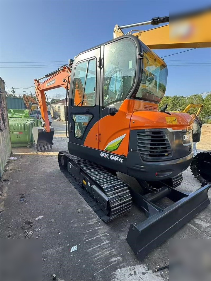 DOOSAN DX60E-10N - Pásové rýpadlo: obrázek 5 DOOSAN DX60E-10N - Pásové rýpadlo: obrázek 5
