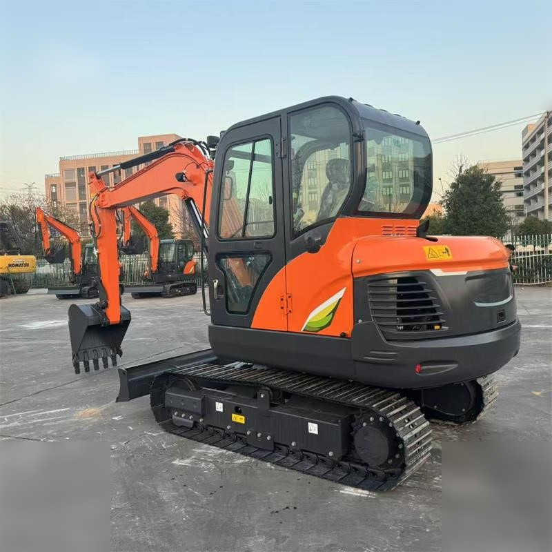 DOOSAN DX60E-10N - Pásové rýpadlo: obrázek 1 DOOSAN DX60E-10N - Pásové rýpadlo: obrázek 1