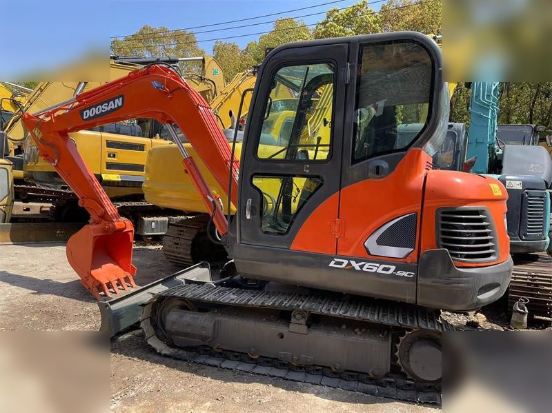DOOSAN DX60E-9C - Mini rýpadlo: obrázek 1 DOOSAN DX60E-9C - Mini rýpadlo: obrázek 1