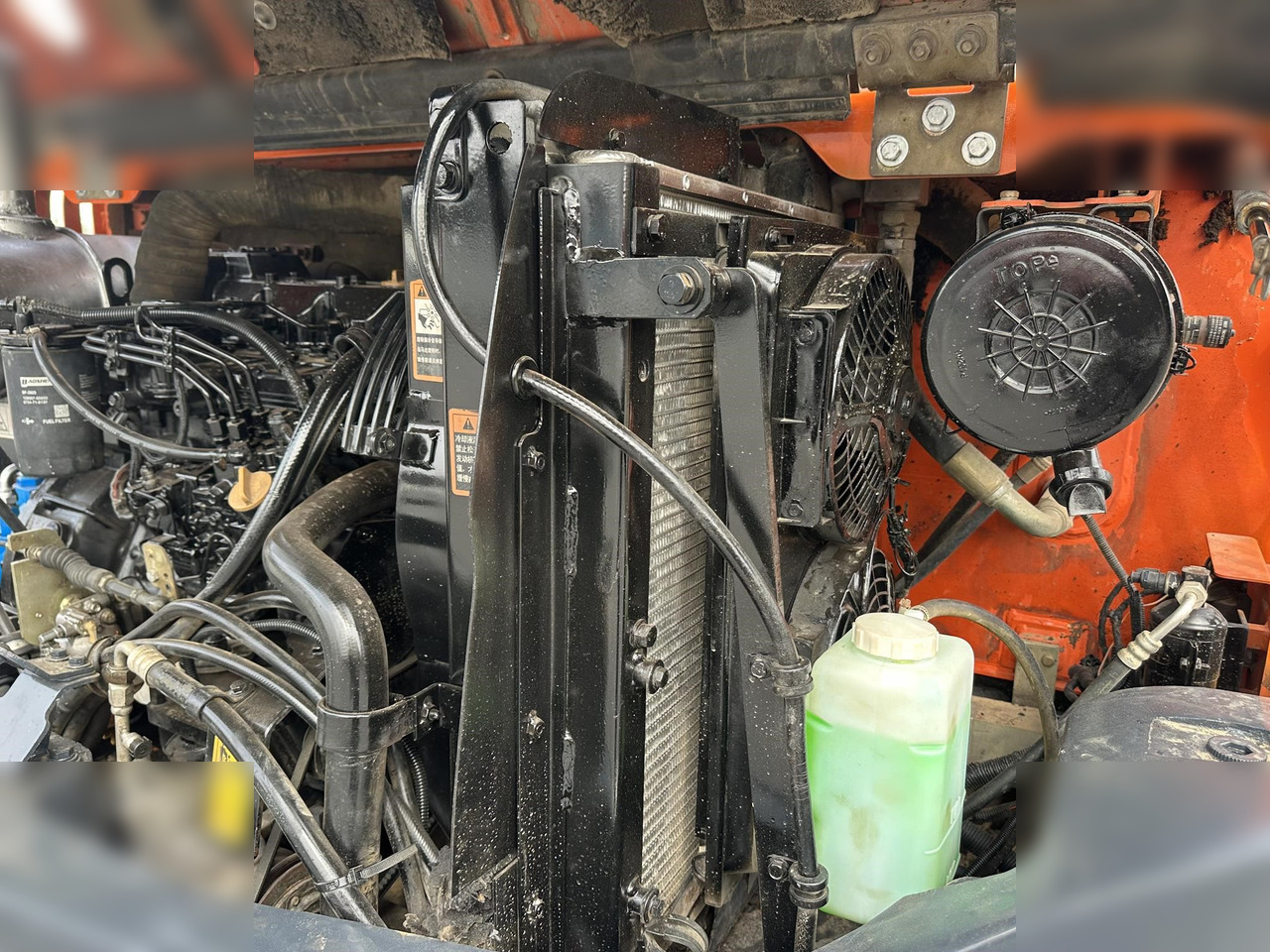 DOOSAN DX75-9CN - Pásové rýpadlo: obrázek 5 DOOSAN DX75-9CN - Pásové rýpadlo: obrázek 5