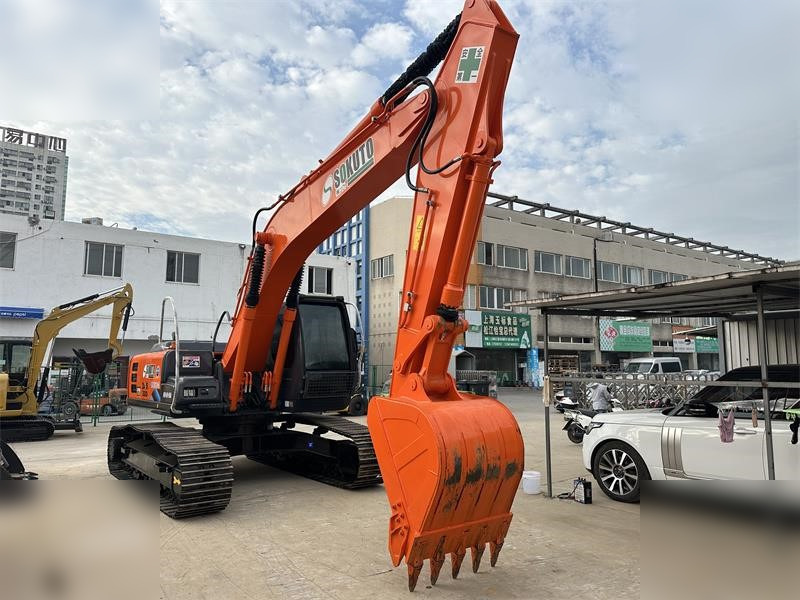 HITACHI ZX200 LC - Pásové rýpadlo: obrázek 3 HITACHI ZX200 LC - Pásové rýpadlo: obrázek 3