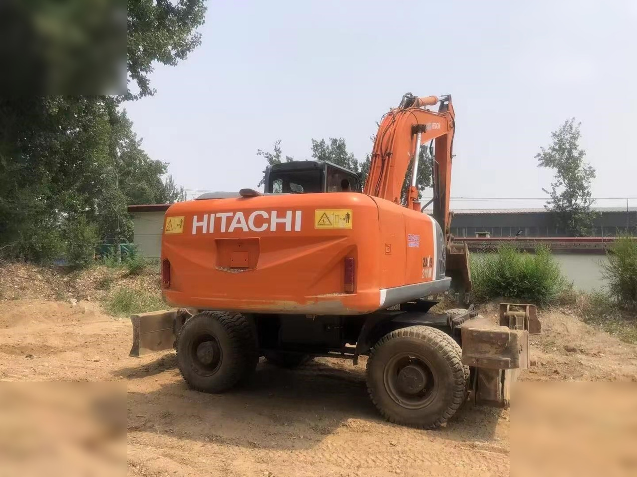 HITACHI ZX210W - Kolesové rýpadlo: obrázek 5 HITACHI ZX210W - Kolesové rýpadlo: obrázek 5