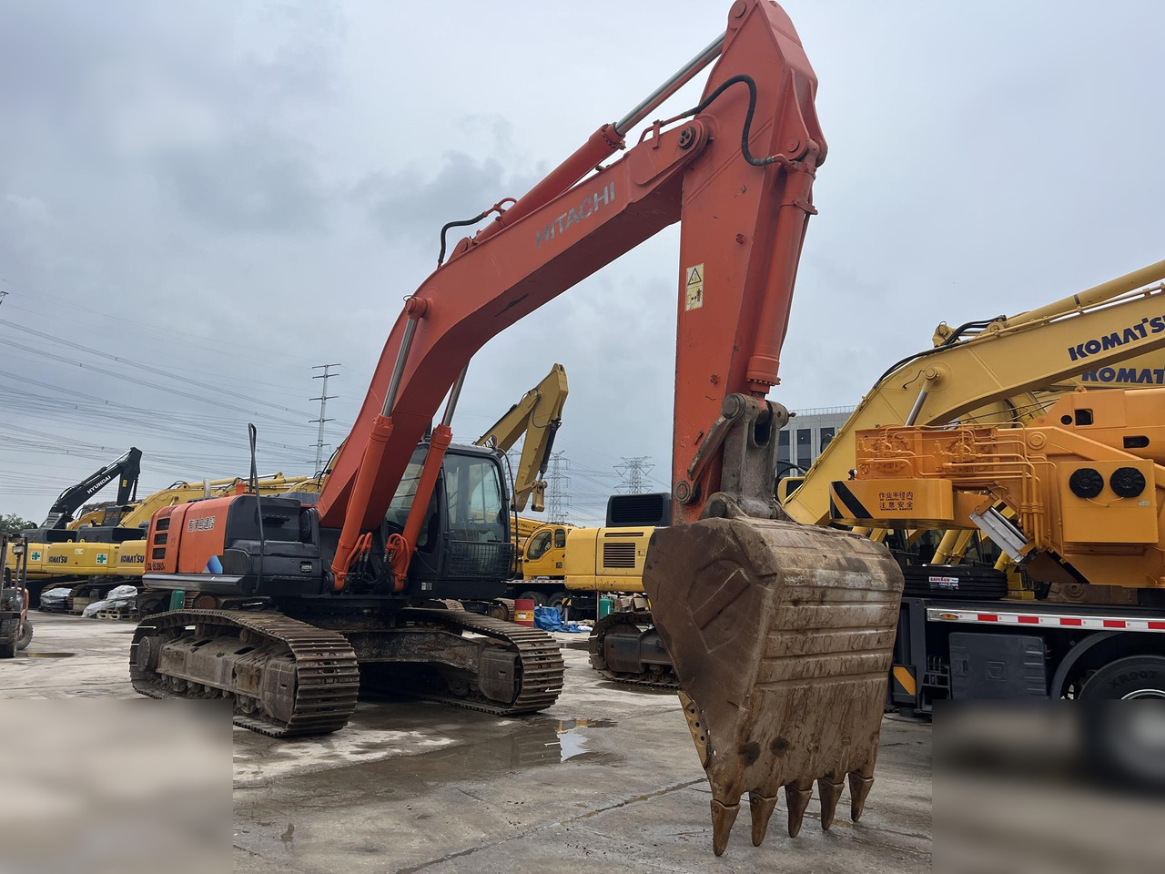 HITACHI ZX350H-5G - Pásové rýpadlo: obrázek 1 HITACHI ZX350H-5G - Pásové rýpadlo: obrázek 1
