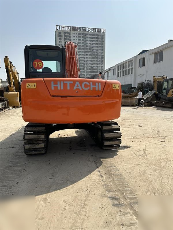 HITACHI ZX70 - Pásové rýpadlo: obrázek 3 HITACHI ZX70 - Pásové rýpadlo: obrázek 3