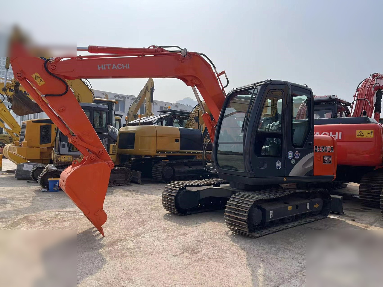 HITACHI ZX70 - Pásové rýpadlo: obrázek 2 HITACHI ZX70 - Pásové rýpadlo: obrázek 2
