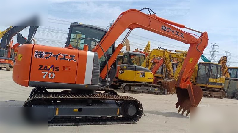 HITACHI ZX70 - Pásové rýpadlo: obrázek 2 HITACHI ZX70 - Pásové rýpadlo: obrázek 2