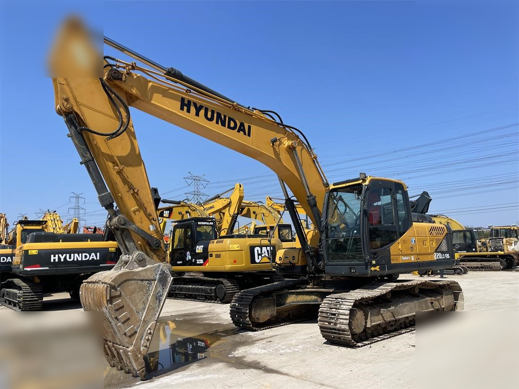 HYUNDAI ROBEX 220 LC-9S - Pásové rýpadlo: obrázek 1 HYUNDAI ROBEX 220 LC-9S - Pásové rýpadlo: obrázek 1