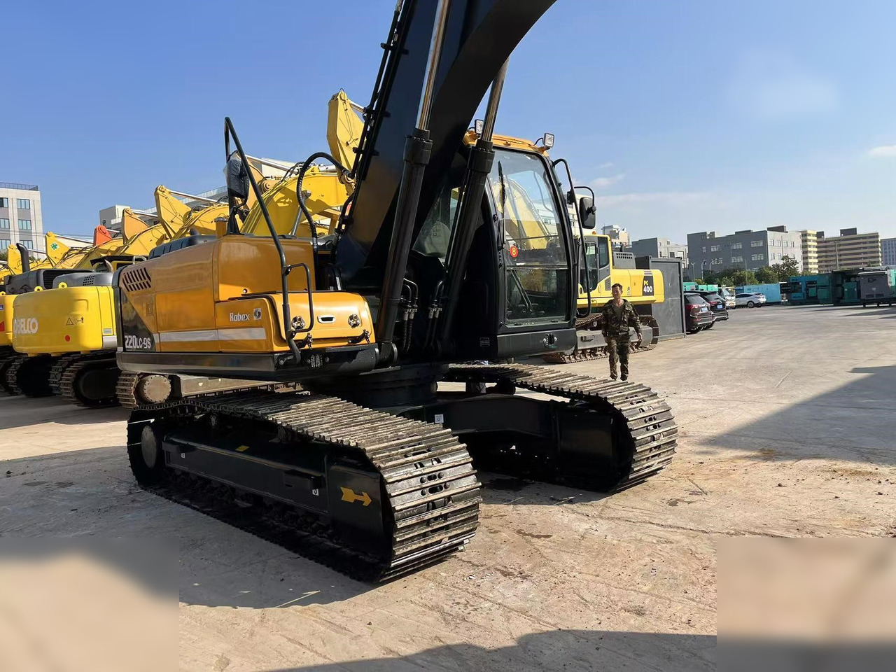HYUNDAI ROBEX 220 LC-9S - Pásové rýpadlo: obrázek 5 HYUNDAI ROBEX 220 LC-9S - Pásové rýpadlo: obrázek 5