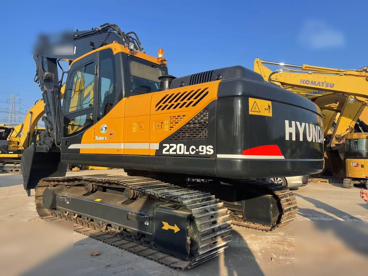 HYUNDAI ROBEX 220 LC-9S - Pásové rýpadlo: obrázek 3 HYUNDAI ROBEX 220 LC-9S - Pásové rýpadlo: obrázek 3