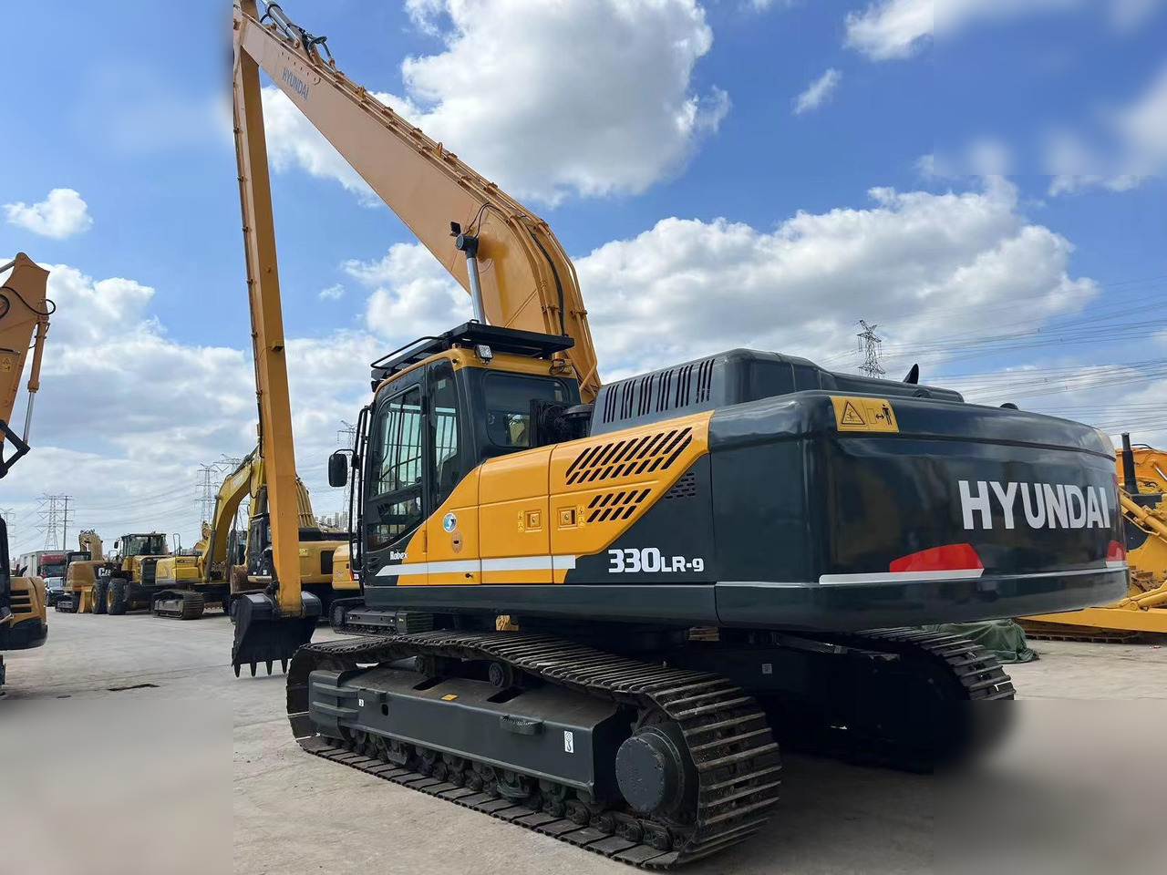 HYUNDAI ROBEX 330 LC-9S - Pásové rýpadlo: obrázek 3 HYUNDAI ROBEX 330 LC-9S - Pásové rýpadlo: obrázek 3
