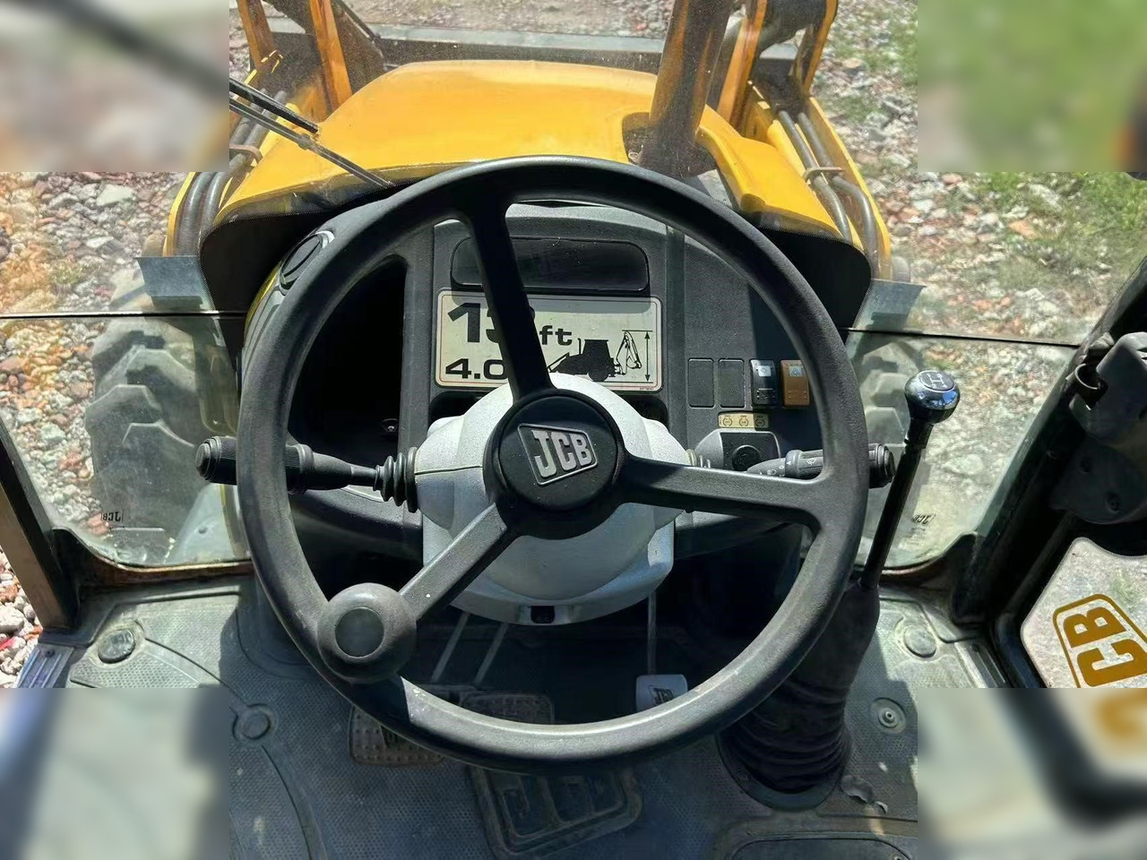 JCB 3CX - Rýpadlo-nakladač: obrázek 5 JCB 3CX - Rýpadlo-nakladač: obrázek 5