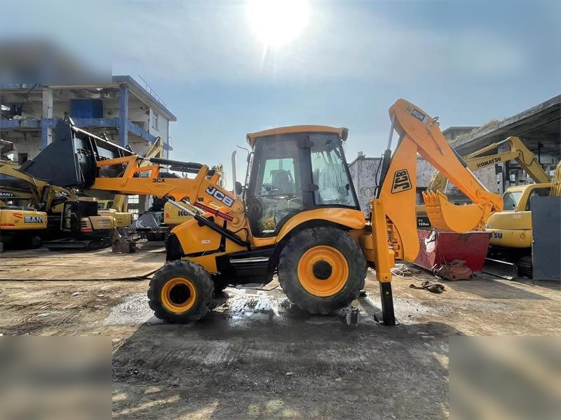 JCB 3CX - Rýpadlo-nakladač: obrázek 1 JCB 3CX - Rýpadlo-nakladač: obrázek 1